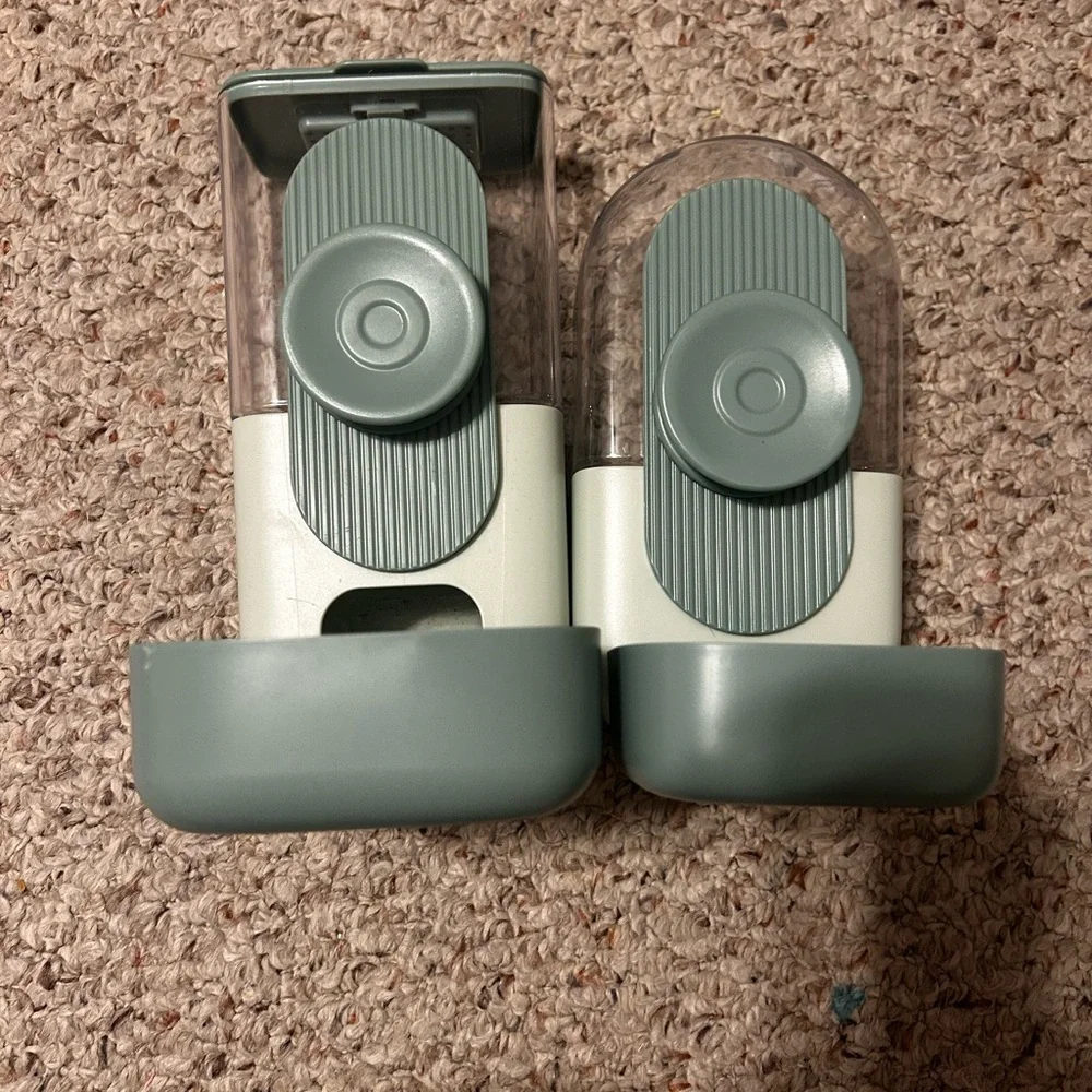 Pet water and food feeder
